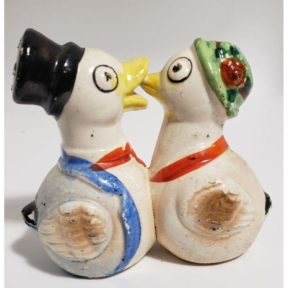 Anthropomorphic Kissing Ducks Salt & Pepper Shakers ~Vintage~